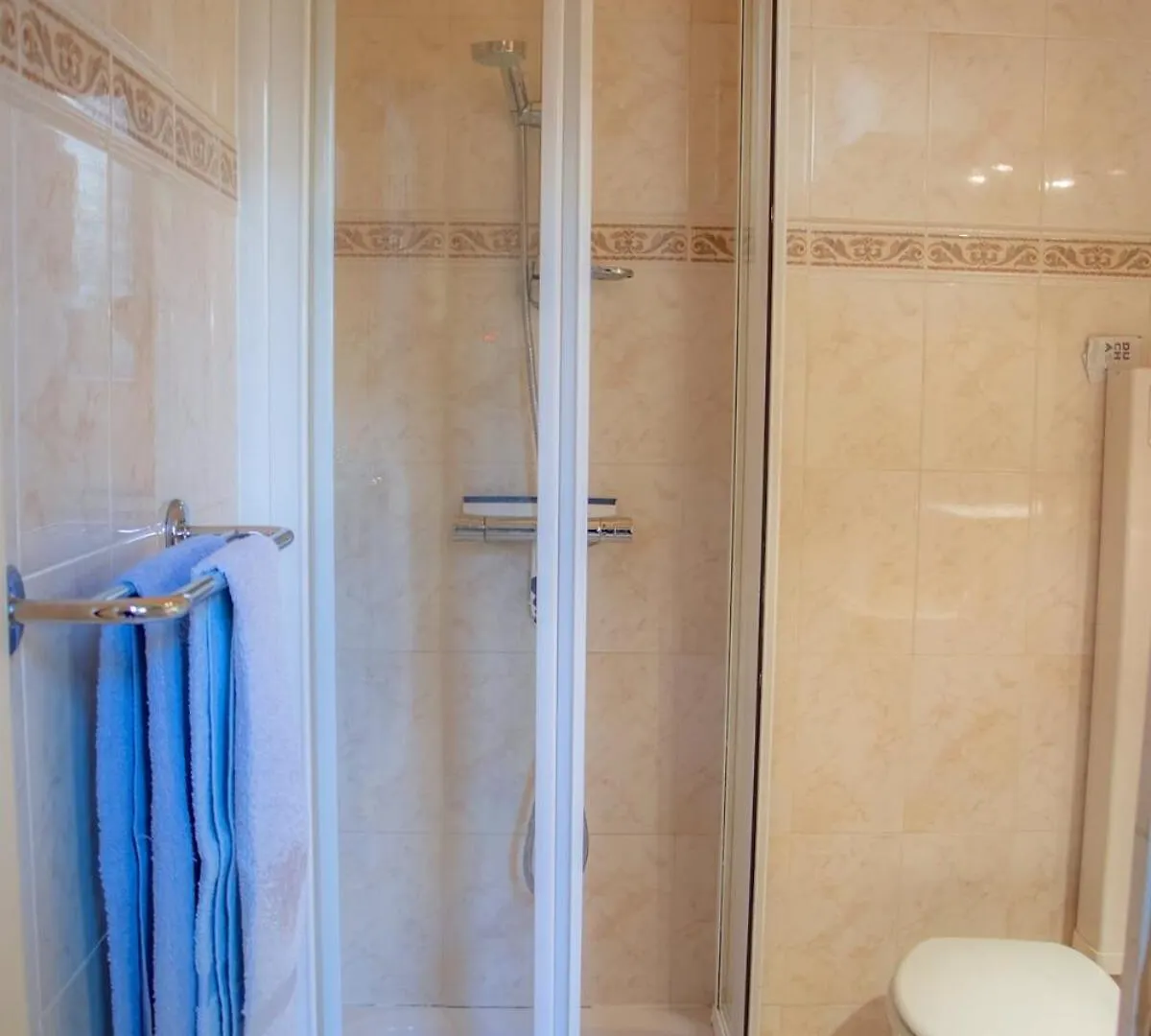 Appartement Plein Centre, 42M Au Calme Avec Balcon Et Wifi Aix-les-Bains Fransa