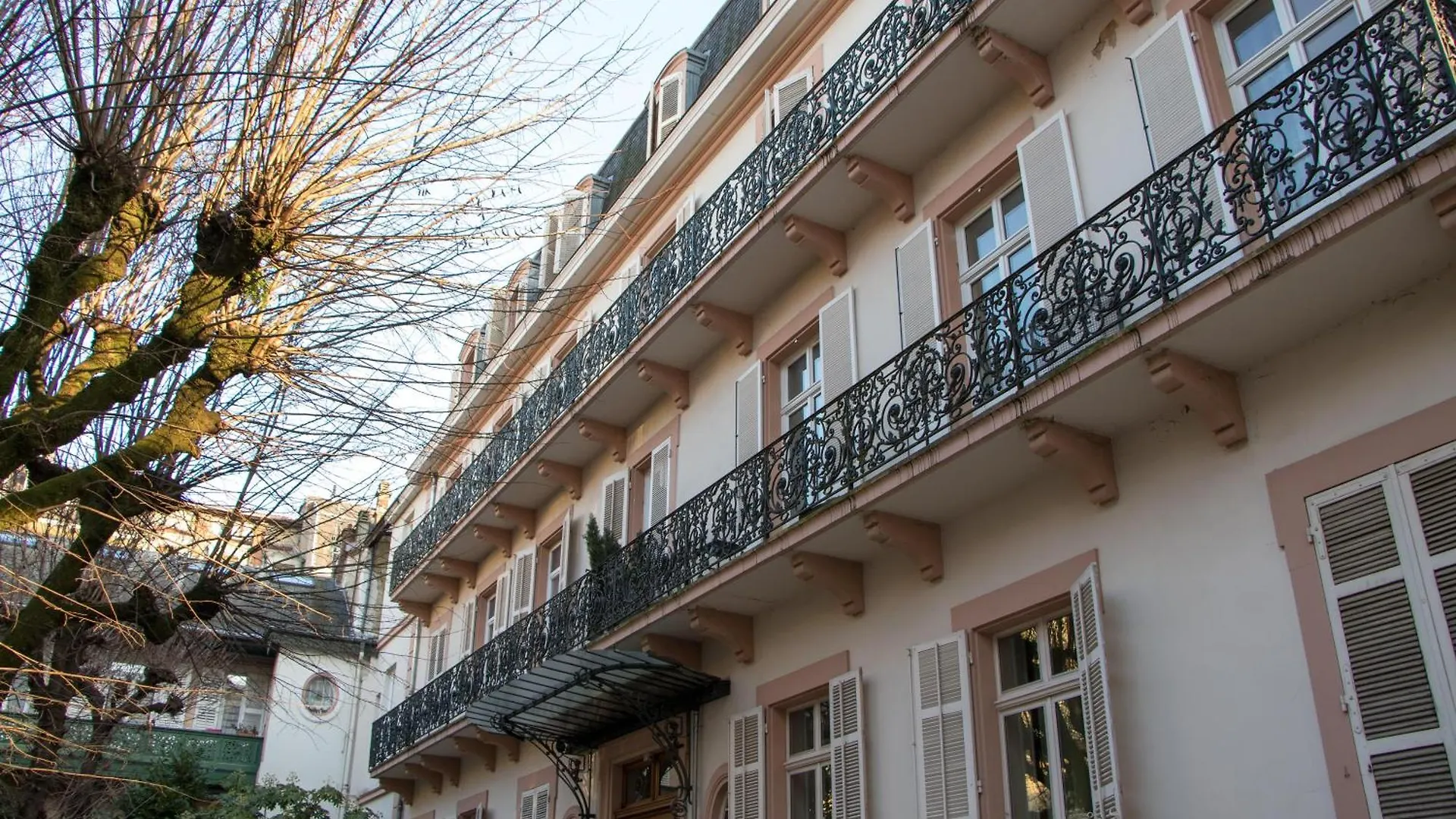 Appartement Plein Centre, 42M Au Calme Avec Balcon Et Wifi Aix-les-Bains 0*,  Fransa